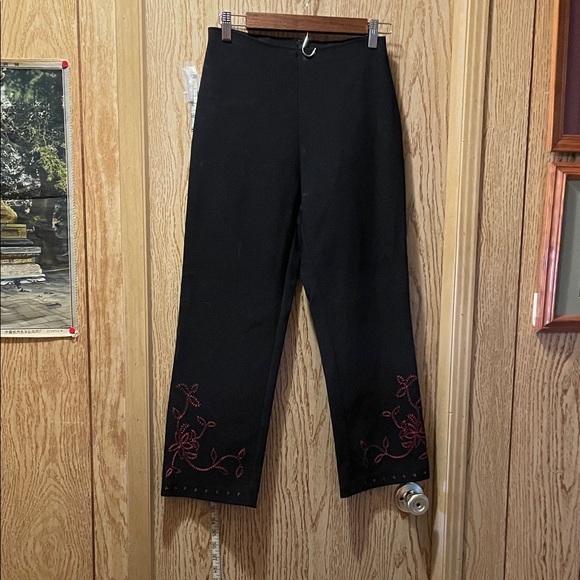 Elegant Black Trousers with Red Floral Embroidery - Picture 1 of 8